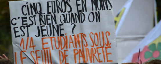 Assez de la misère ! – Tract UCL ouvert à signature. Assez de la misère ! – Tract UCL ouvert à signature.